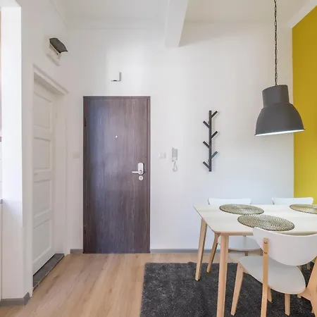 아파트 Bluewaveplace - Contemporary In Center Of 소피아