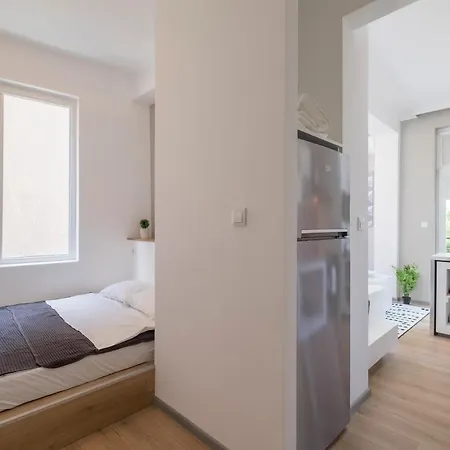 Bluewaveplace - Contemporary In Center Of Lägenhet