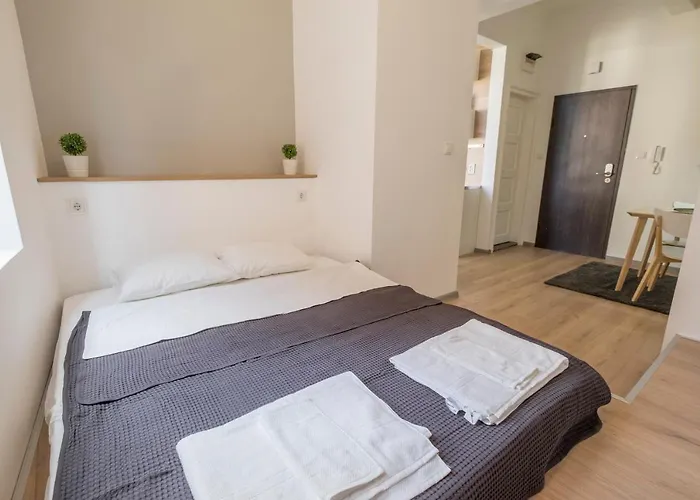 Bluewaveplace - Contemporary In Center Of Lejlighed *