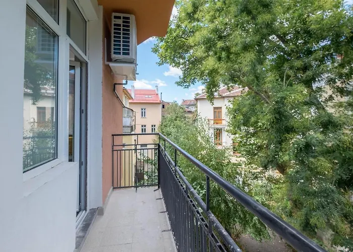 Bluewaveplace - Contemporary In Center Of Appartement